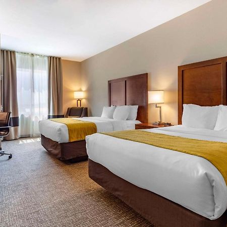 Comfort Inn & Suites Edgewood Экстерьер фото