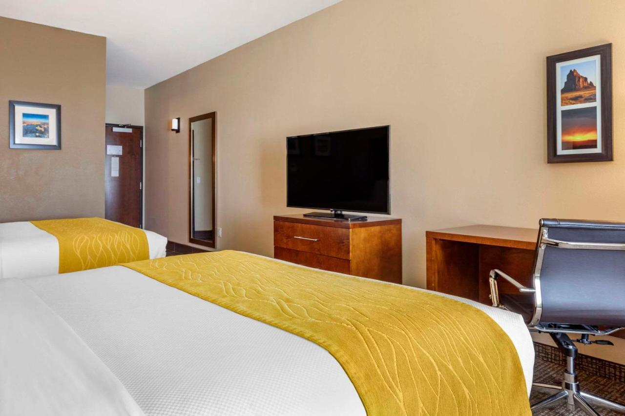 Comfort Inn & Suites Edgewood Экстерьер фото